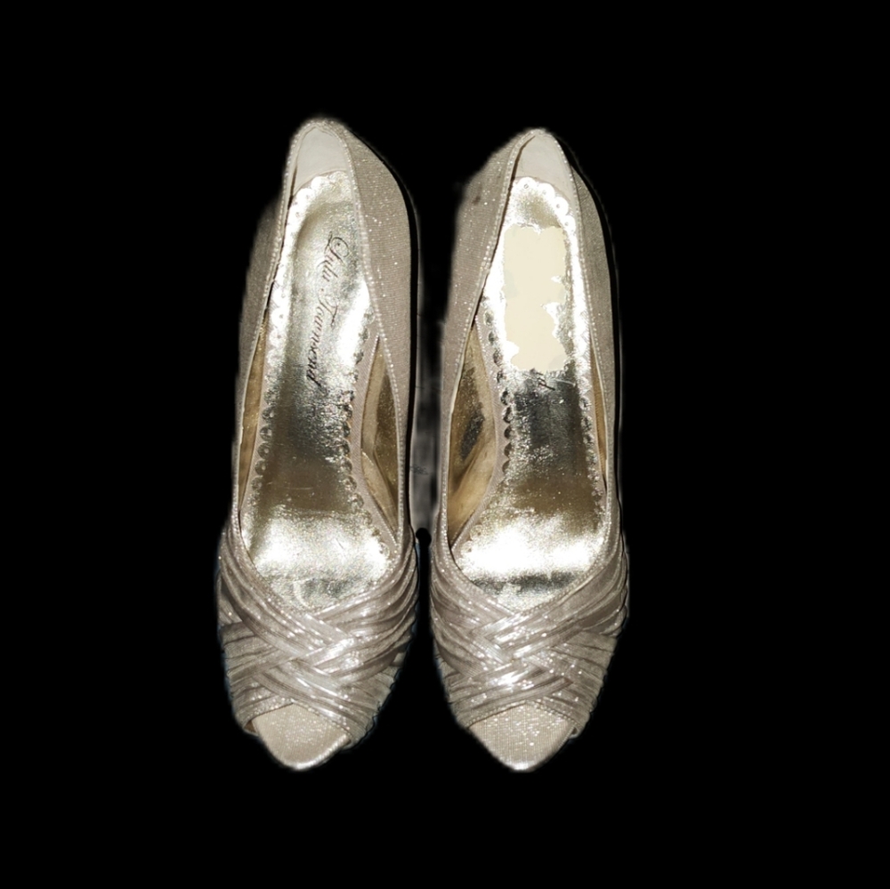 Lulu Townsend Gold Heels - Picture 2 of 5